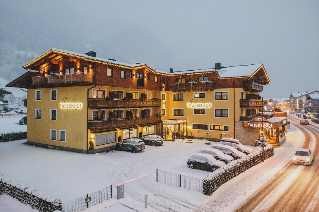 Hotel Tauernhof คาพรูน ภายนอก รูปภาพ