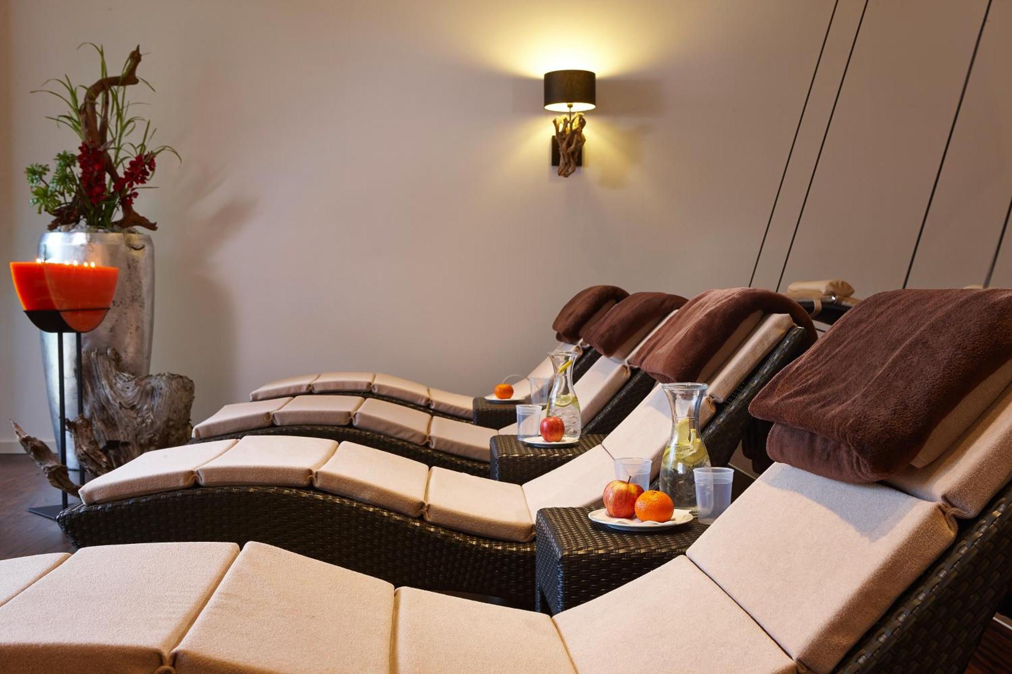 Hotel Tauernhof คาพรูน ภายนอก รูปภาพ