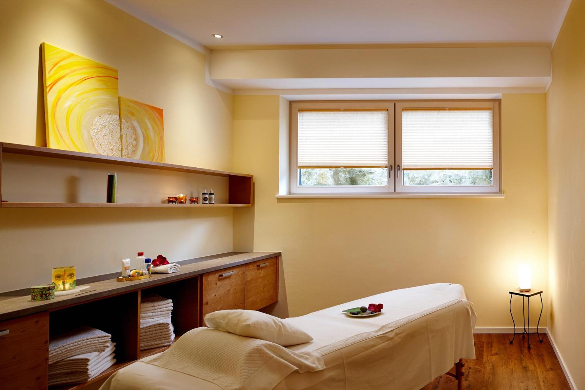 Hotel Tauernhof คาพรูน ภายนอก รูปภาพ